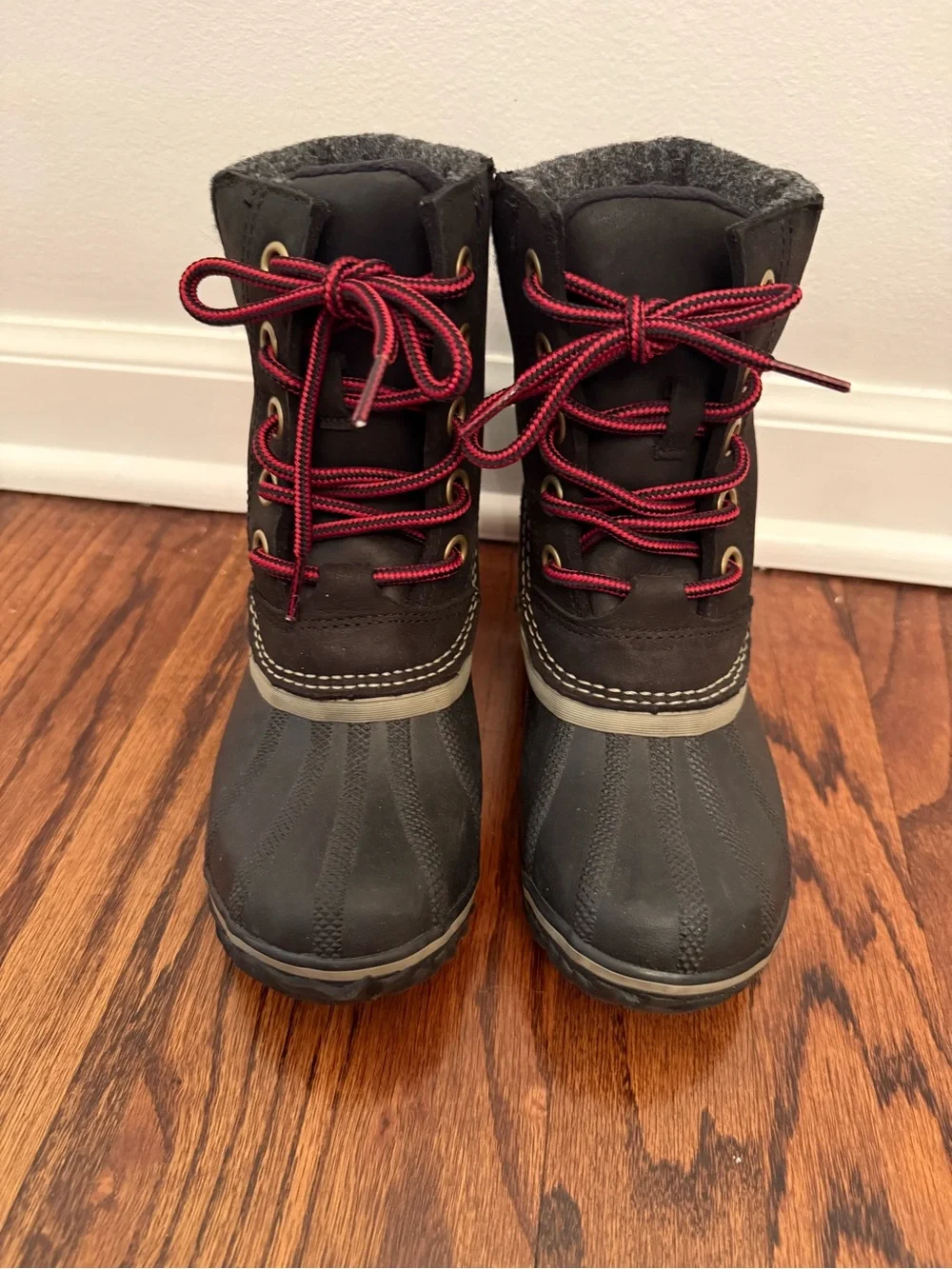 Sorel Women’s Slimpack II Lace Boots